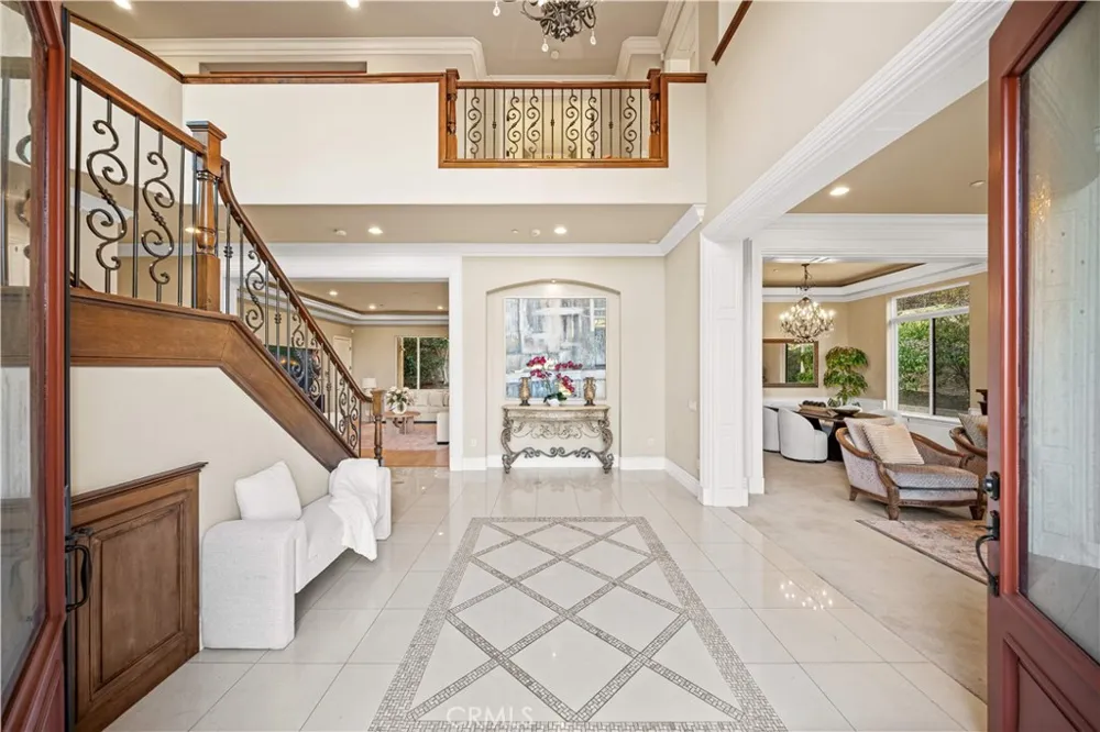 325 Terrace View Monrovia, CA 91016