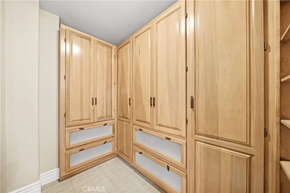 325 Terrace View Monrovia, CA 91016