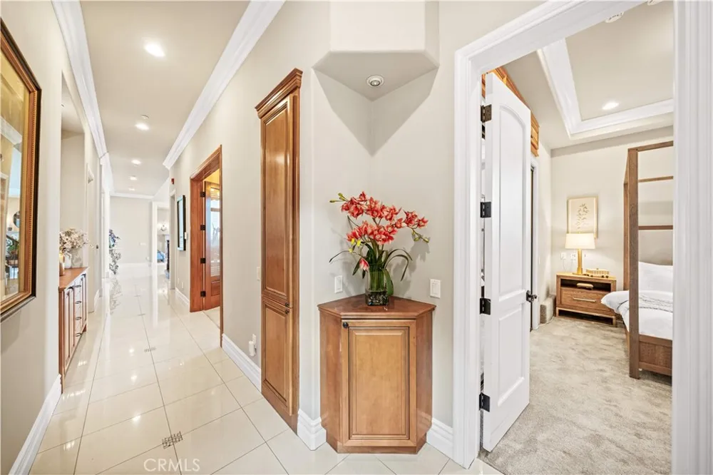 325 Terrace View Monrovia, CA 91016