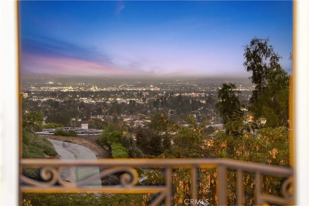 325 Terrace View Monrovia, CA 91016