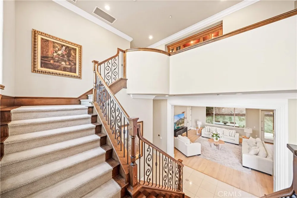 325 Terrace View Monrovia, CA 91016