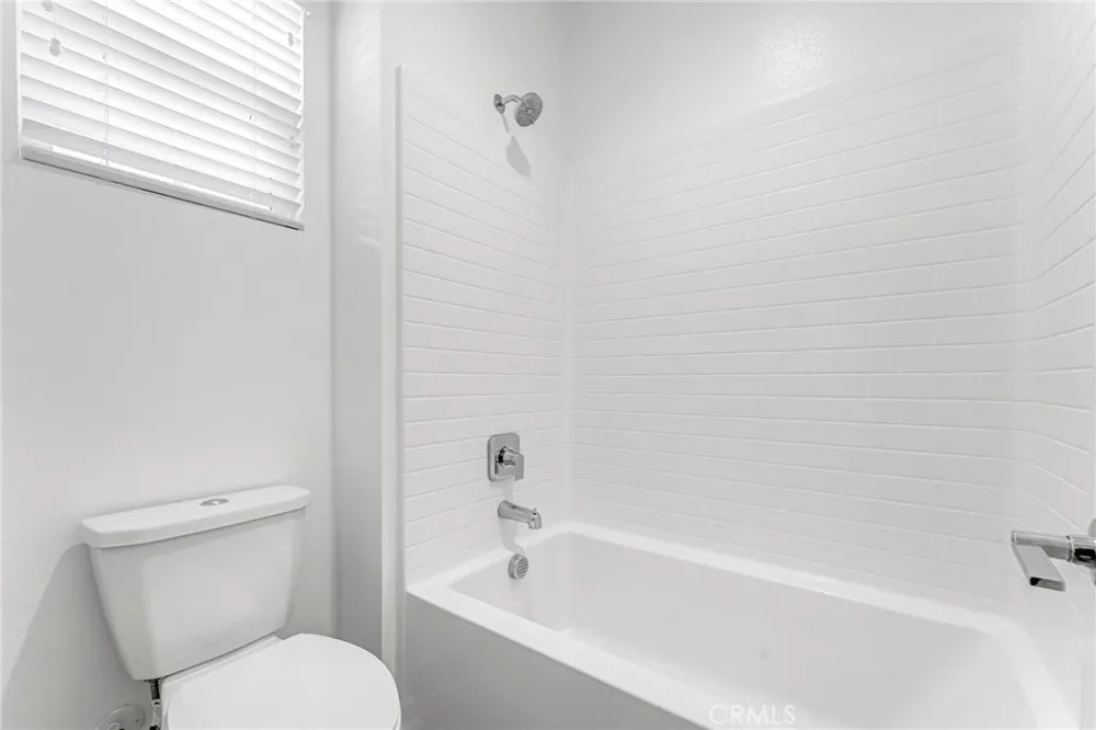 520 Caleigh Costa Mesa, CA 92627