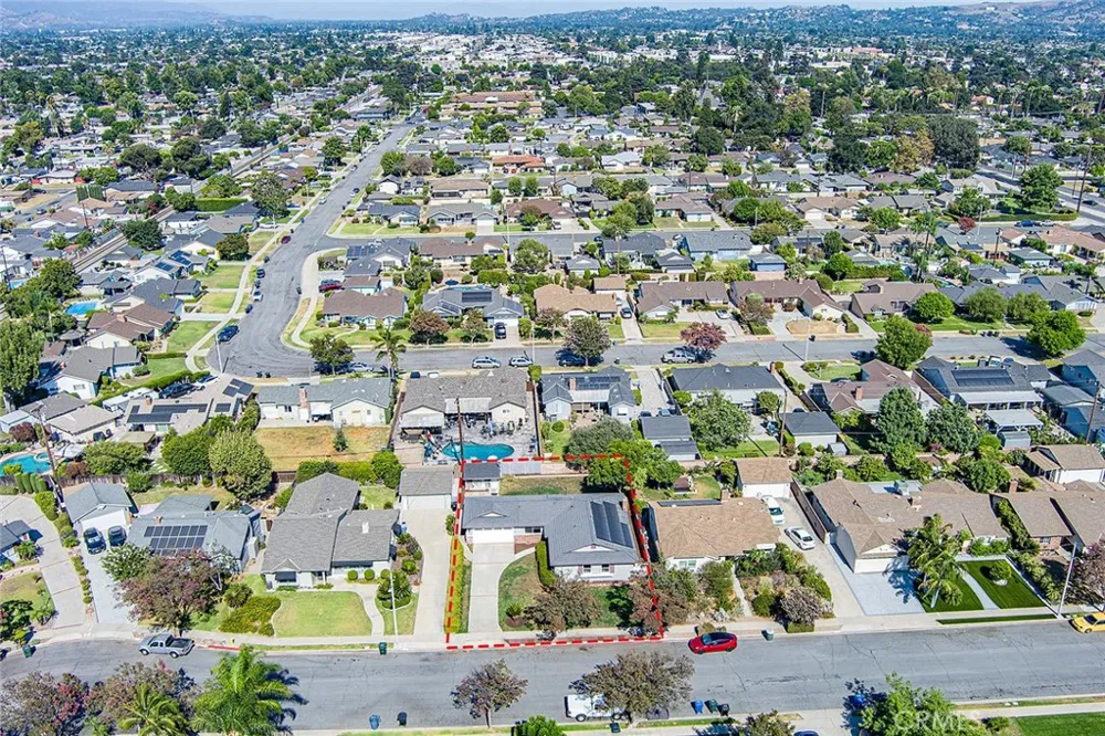 580 Dover Rd Covina, CA 91722