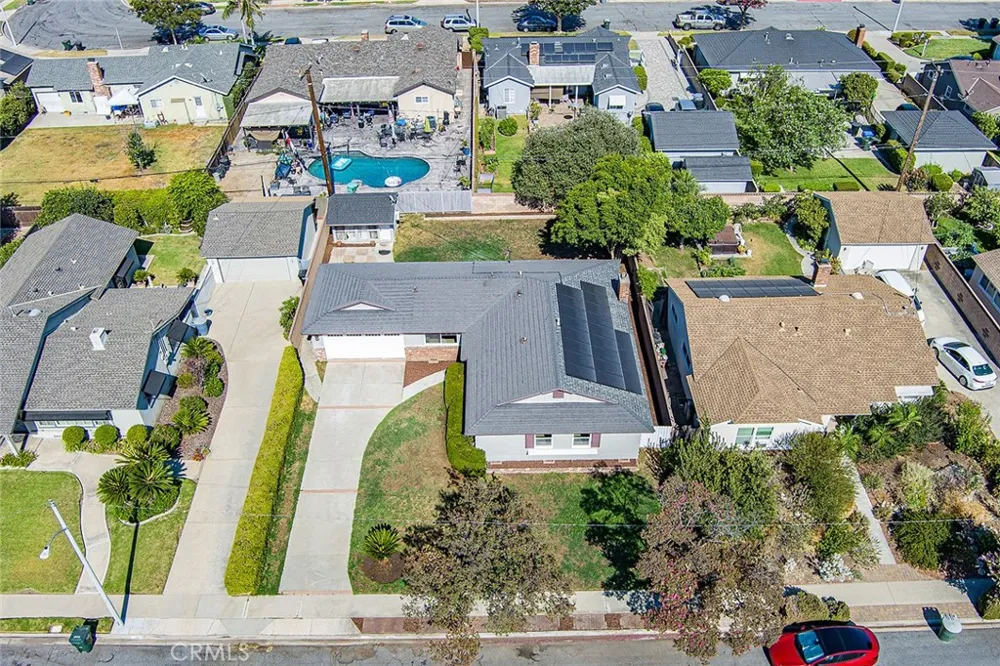 580 Dover Rd Covina, CA 91722