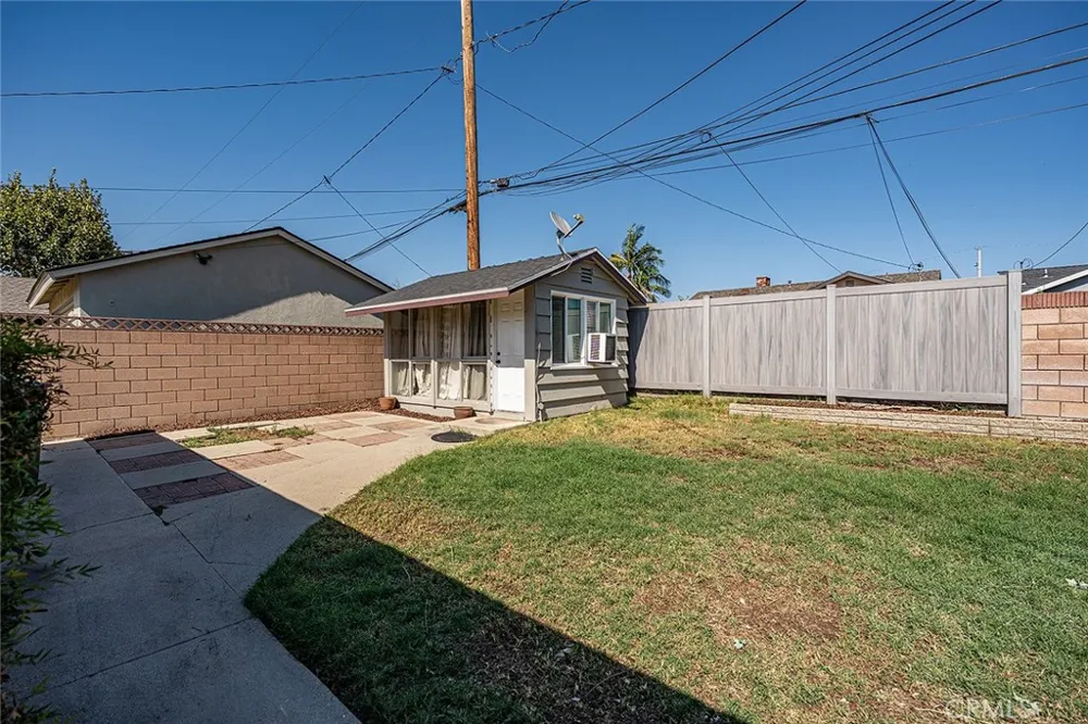 580 Dover Rd Covina, CA 91722