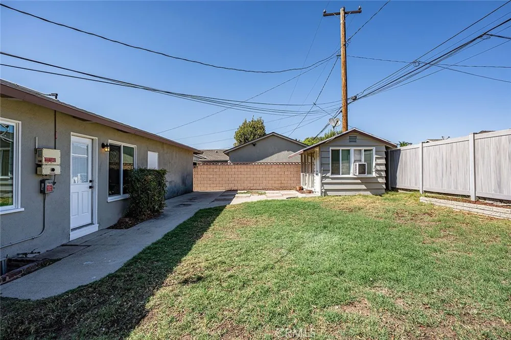 580 Dover Rd Covina, CA 91722