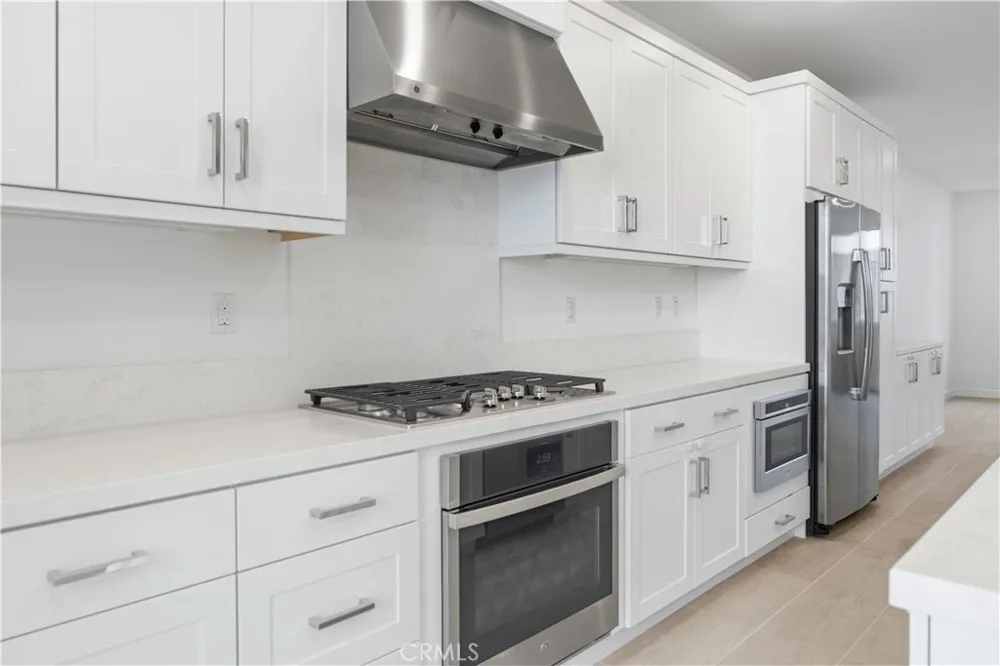 309 Lodestar Tustin, CA 92782