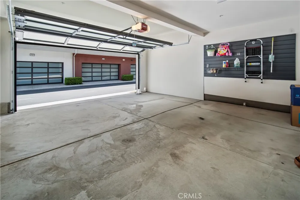 309 Lodestar Tustin, CA 92782