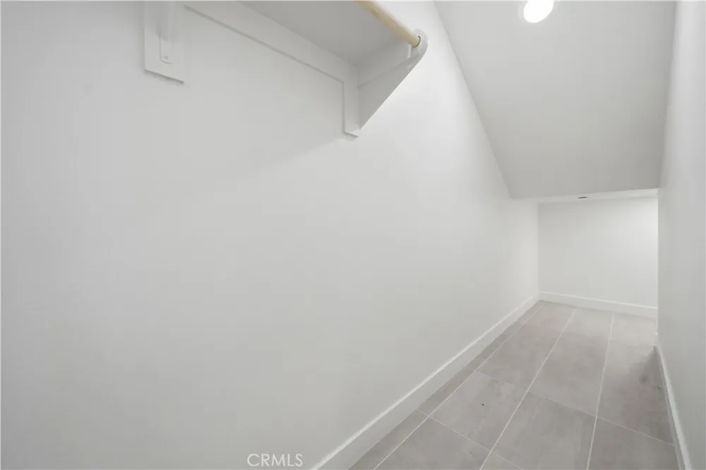 309 Lodestar Tustin, CA 92782