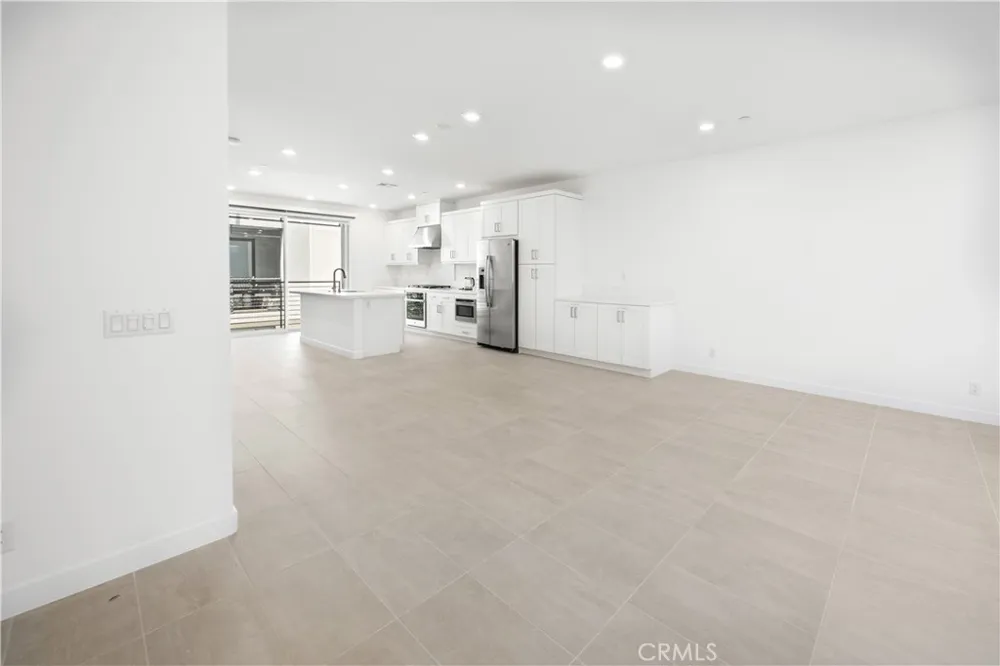 309 Lodestar Tustin, CA 92782