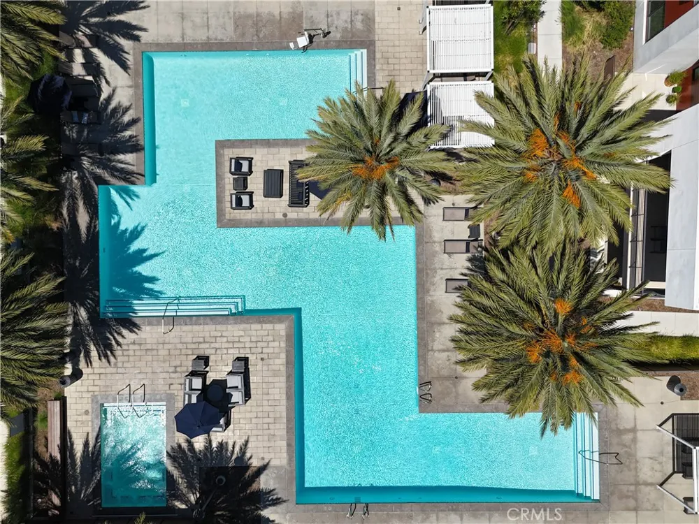 309 Lodestar Tustin, CA 92782
