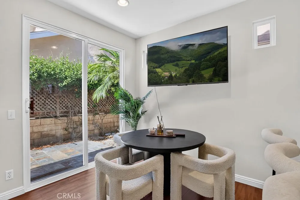 34 Rue Du Chateau Aliso Viejo, CA 92656