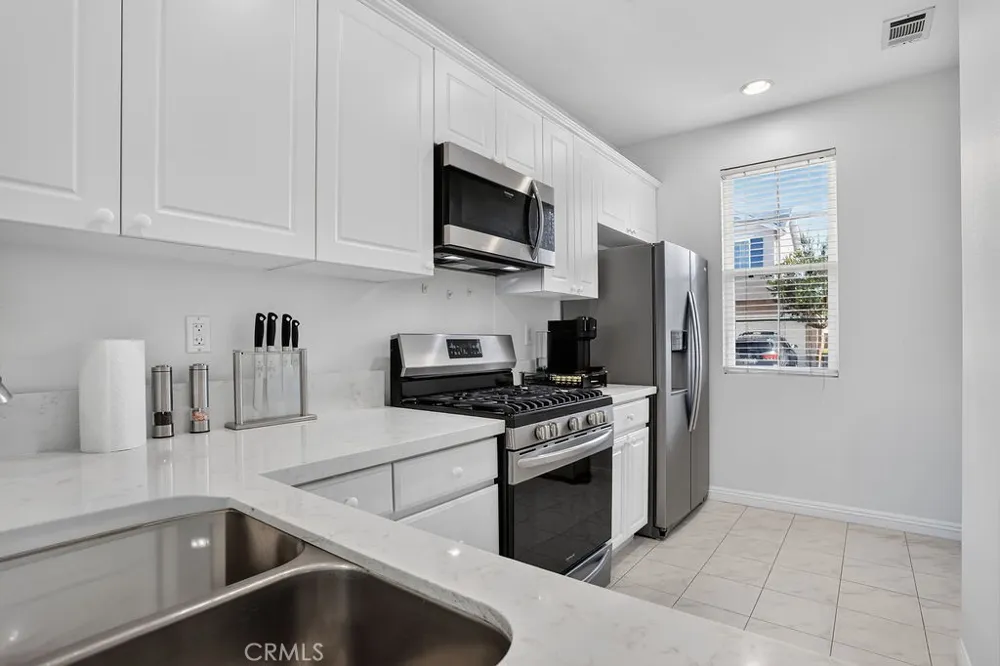 34 Rue Du Chateau Aliso Viejo, CA 92656
