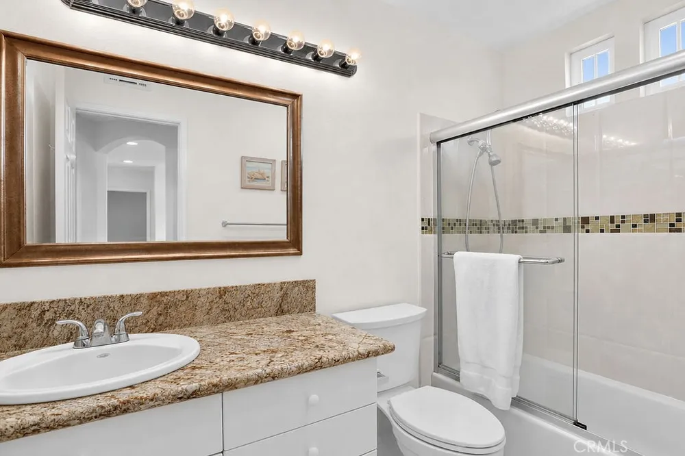 34 Rue Du Chateau Aliso Viejo, CA 92656