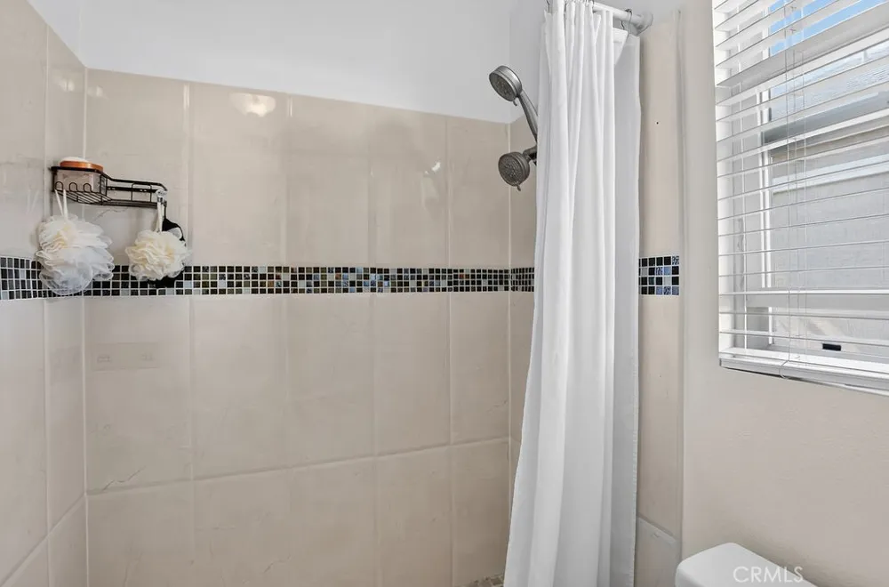 34 Rue Du Chateau Aliso Viejo, CA 92656