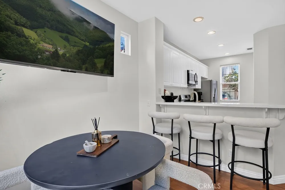 34 Rue Du Chateau Aliso Viejo, CA 92656