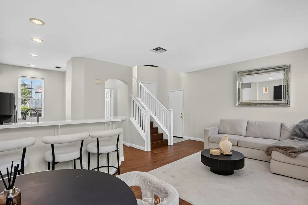 34 Rue Du Chateau Aliso Viejo, CA 92656