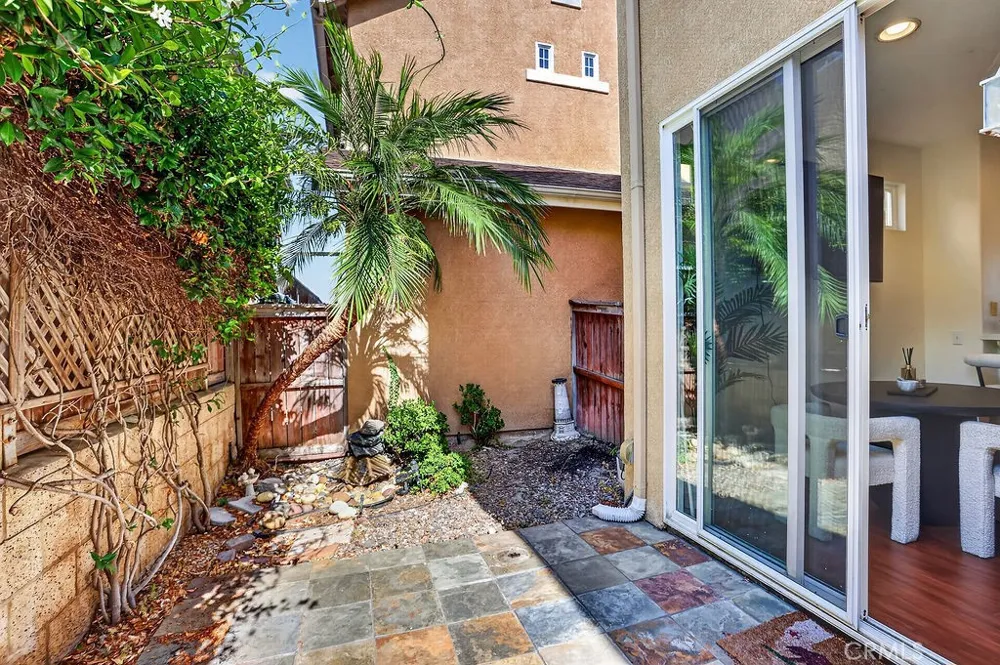 34 Rue Du Chateau Aliso Viejo, CA 92656