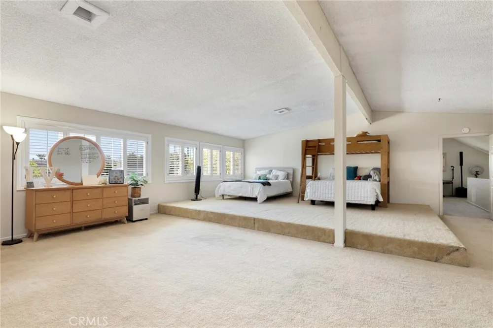 21052 Amberwick Lane Huntington Beach, CA 92646