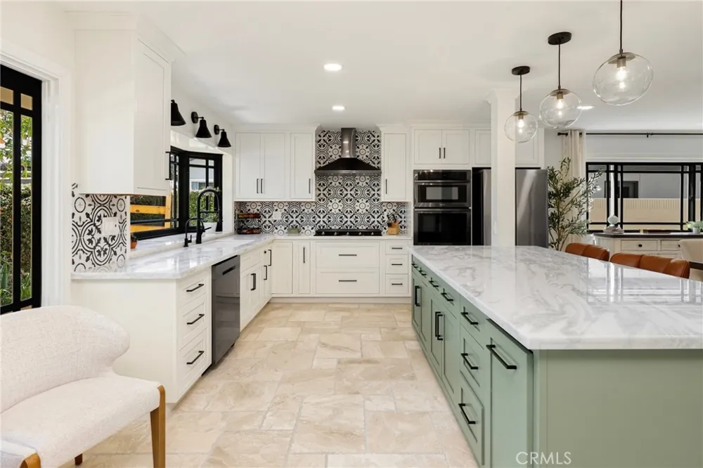 21052 Amberwick Lane Huntington Beach, CA 92646