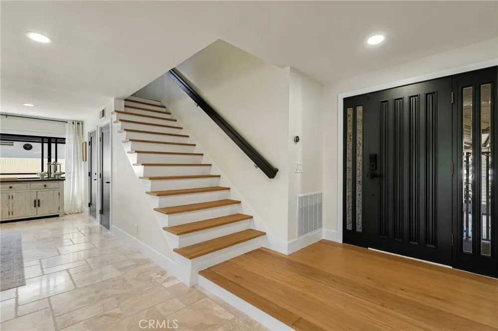 21052 Amberwick Lane Huntington Beach, CA 92646