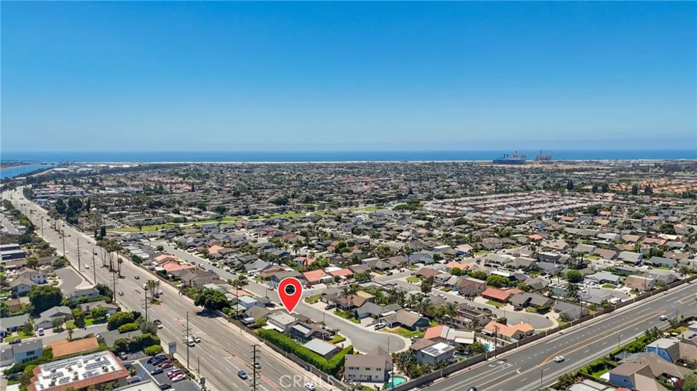 21052 Amberwick Lane Huntington Beach, CA 92646