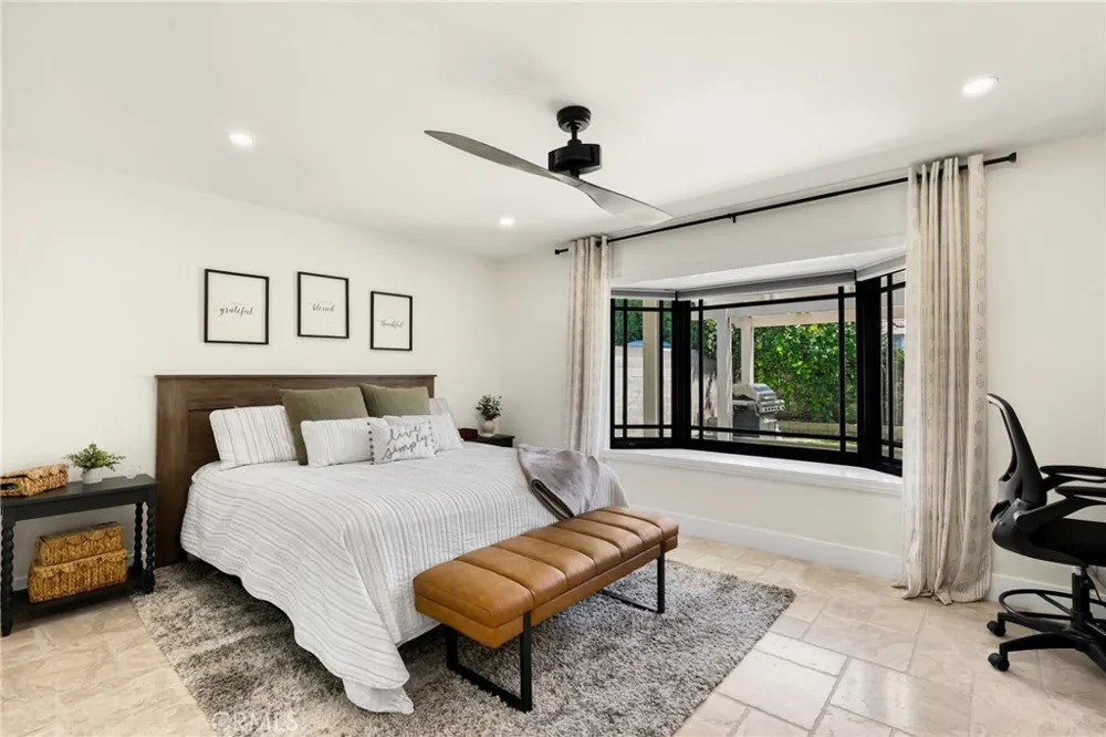 21052 Amberwick Lane Huntington Beach, CA 92646