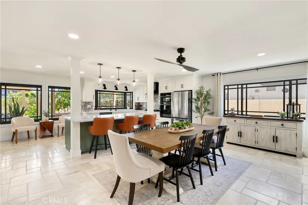 21052 Amberwick Lane Huntington Beach, CA 92646