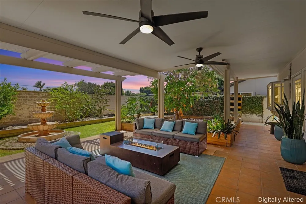 21052 Amberwick Lane Huntington Beach, CA 92646