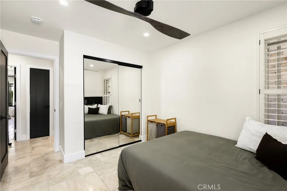 21052 Amberwick Lane Huntington Beach, CA 92646