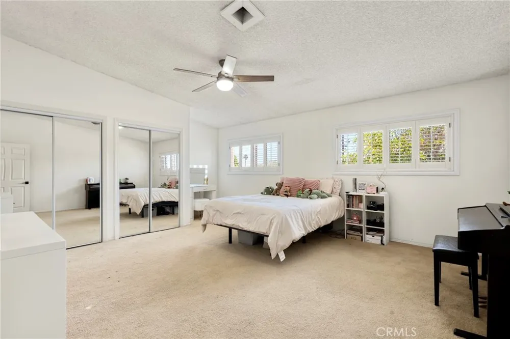21052 Amberwick Lane Huntington Beach, CA 92646