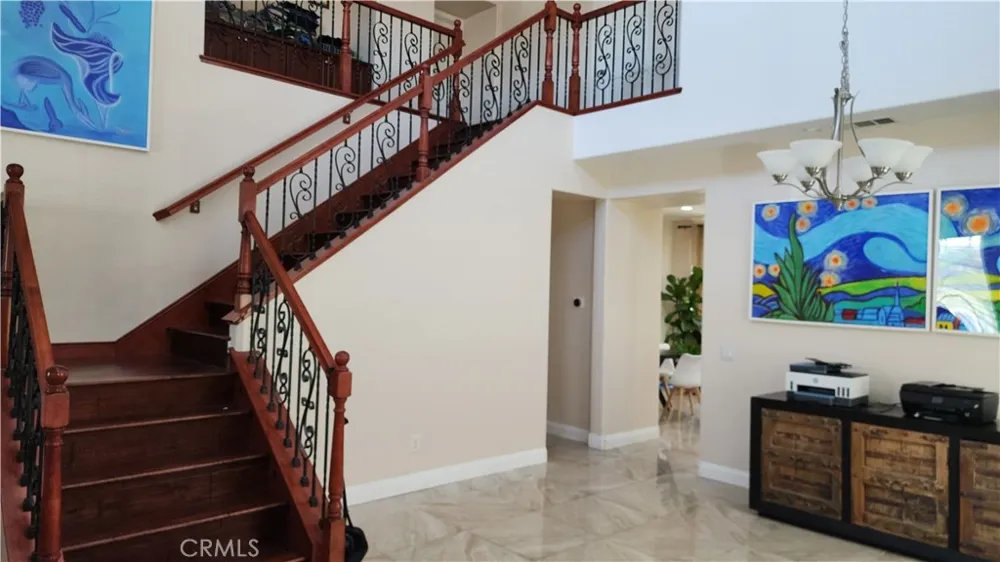 19820 Ellis Henry Court Newhall, CA 91321