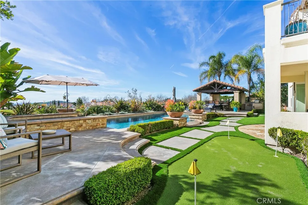 17 Calle Viviana San Clemente, CA 92673