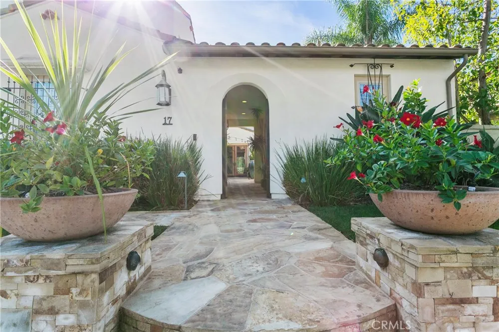 17 Calle Viviana San Clemente, CA 92673