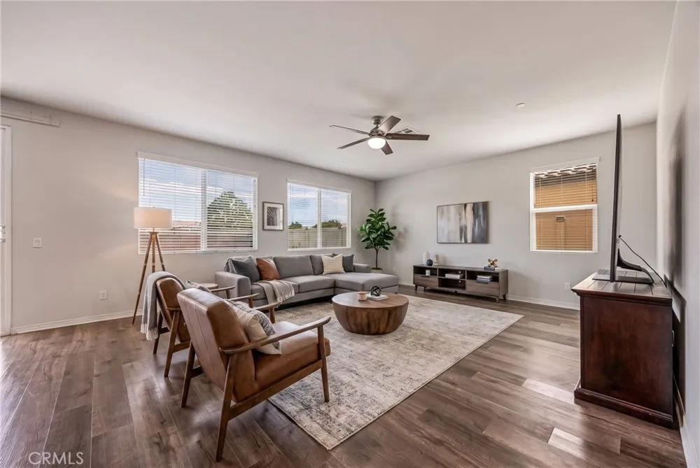 29338 Sword Fern Lake Elsinore, CA 92530