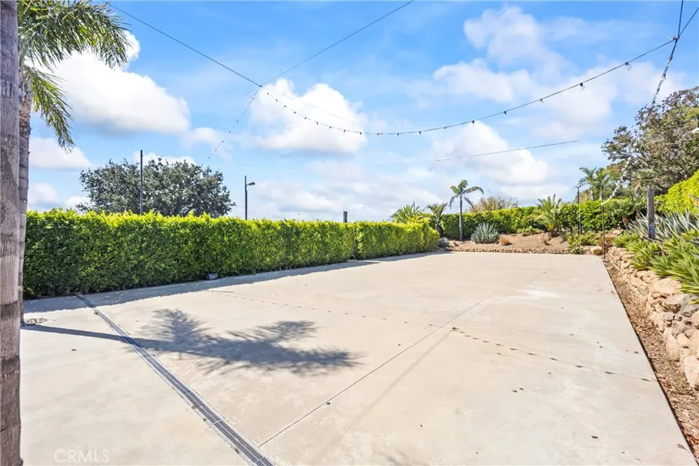 10936 Pacific View Malibu, CA 90265