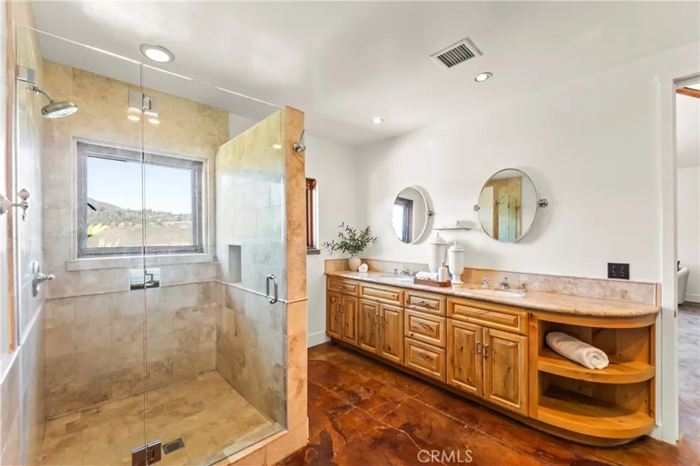 10936 Pacific View Malibu, CA 90265