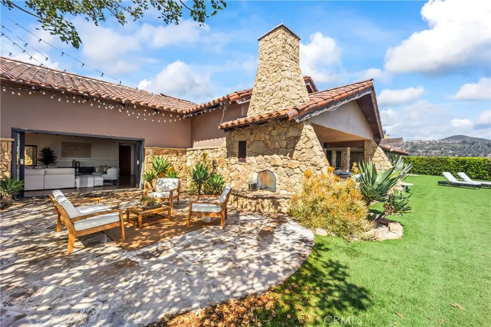 10936 Pacific View Malibu, CA 90265
