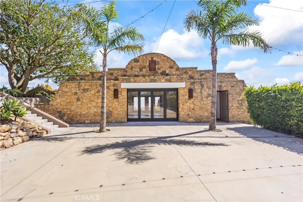 10936 Pacific View Malibu, CA 90265