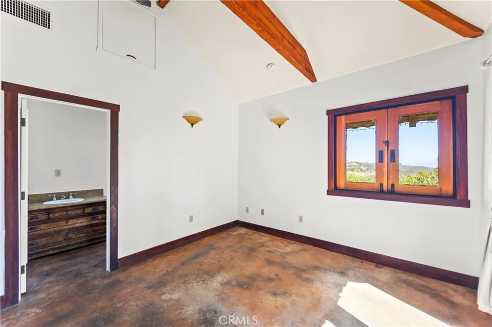10936 Pacific View Malibu, CA 90265