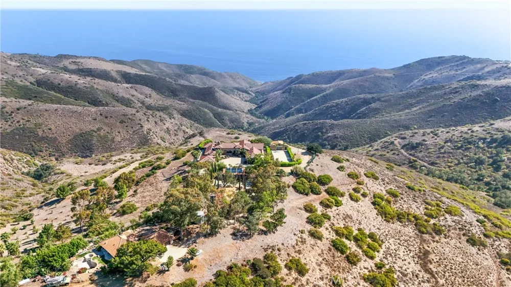 10936 Pacific View Malibu, CA 90265