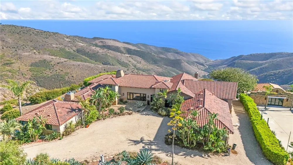 10936 Pacific View Malibu, CA 90265
