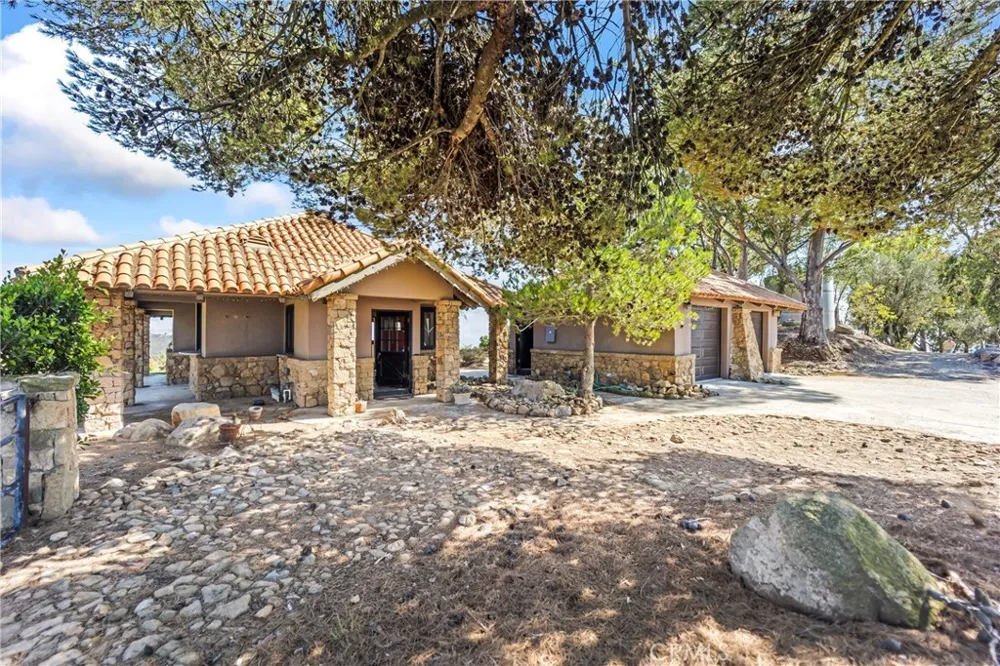 10936 Pacific View Malibu, CA 90265
