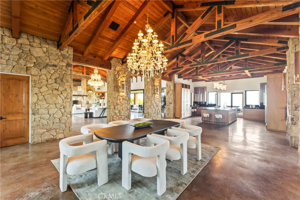 10936 Pacific View Malibu, CA 90265