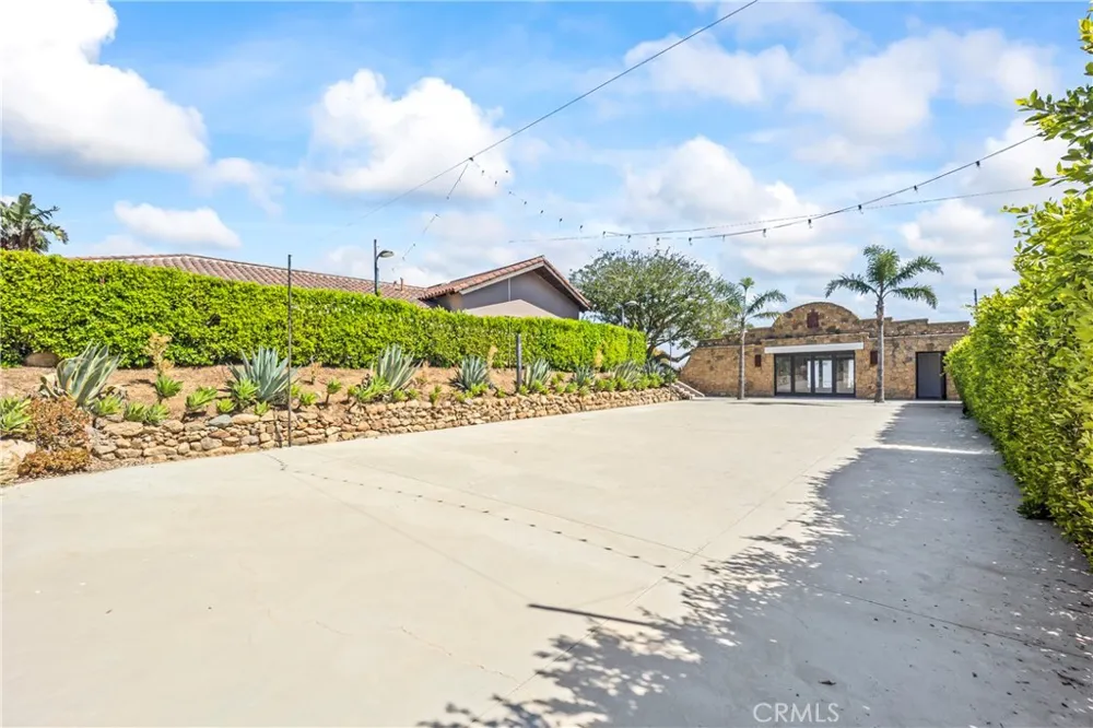 10936 Pacific View Malibu, CA 90265