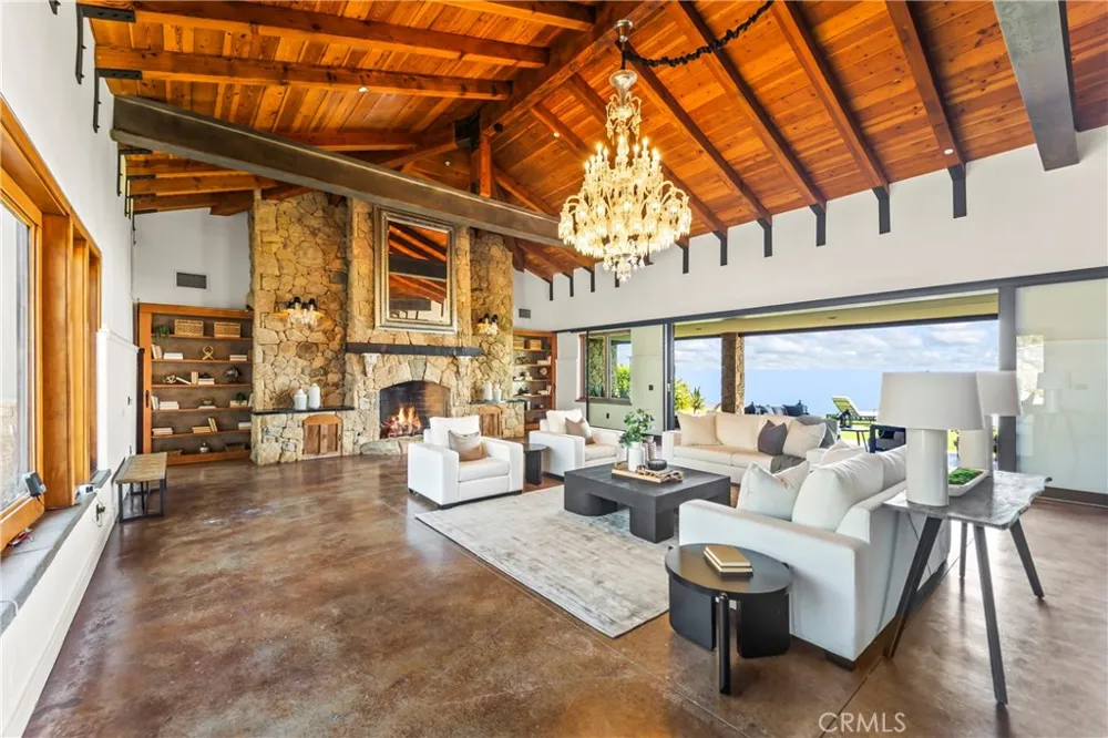 10936 Pacific View Malibu, CA 90265