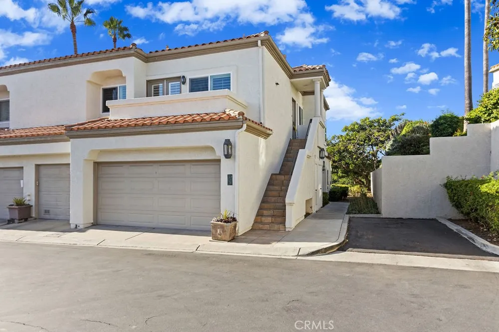 33 Wimbledon Court Dana Point, CA 92629