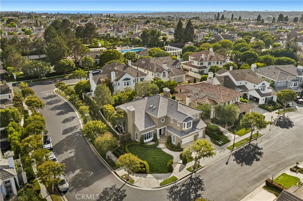 15 Jupiter Hills Drive Newport Beach, CA 92660