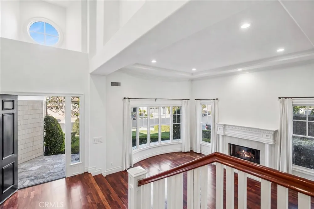 15 Jupiter Hills Drive Newport Beach, CA 92660