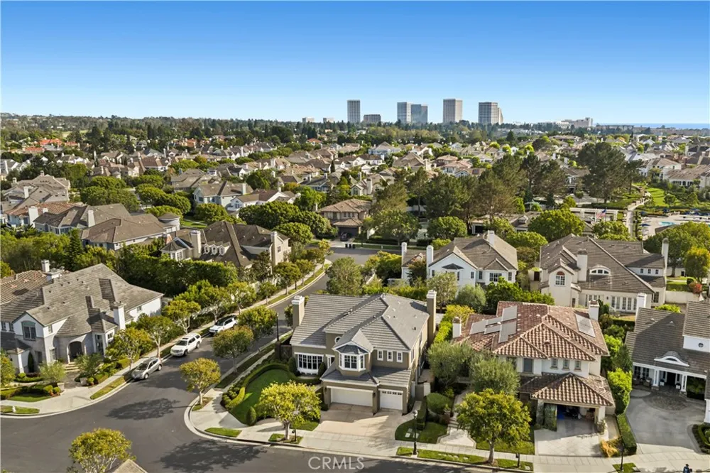 15 Jupiter Hills Drive Newport Beach, CA 92660